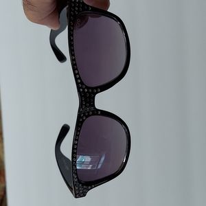 Diamond Eyewear Gem Embellished Sunglasses Clean Minimal Scratches